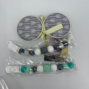 Dodo Babies Adjustable Silicone Pacifier Clips Teething Set Plus Pacifier Holder